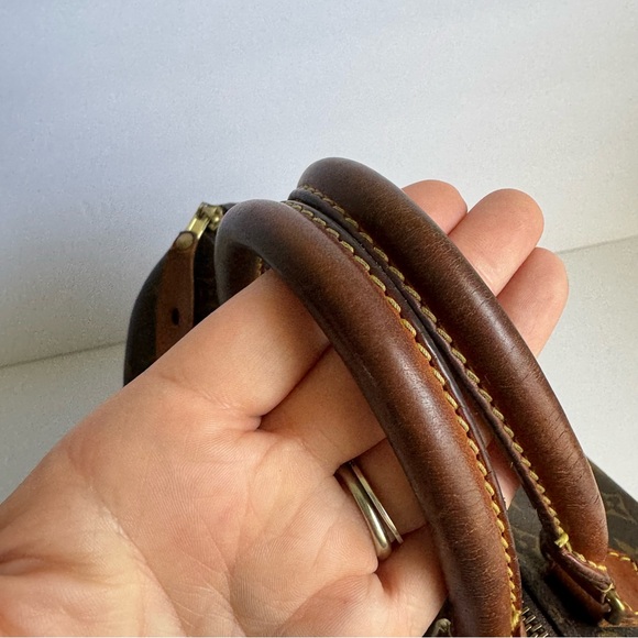 SOLDLouis Vuitton Speedy 30 Bag Vintage LV Monogram Canvas Top Handle Soft Purse - Picture 3 of 14